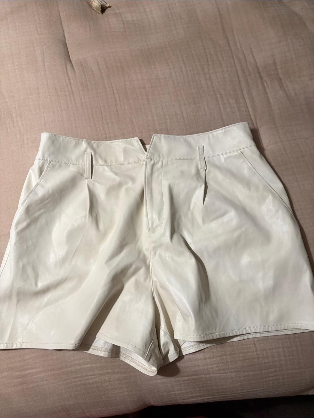Paige White Faux Leather High-Rise Women’s Shorts 8